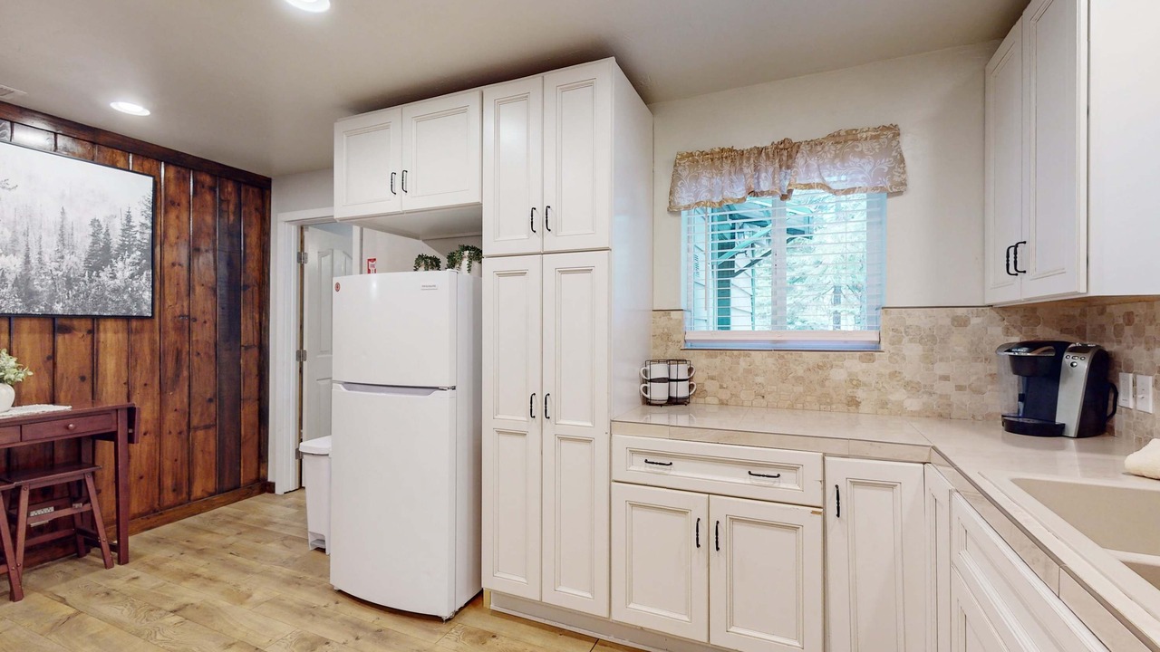 Photo of Kitchen in North Upper Truckee