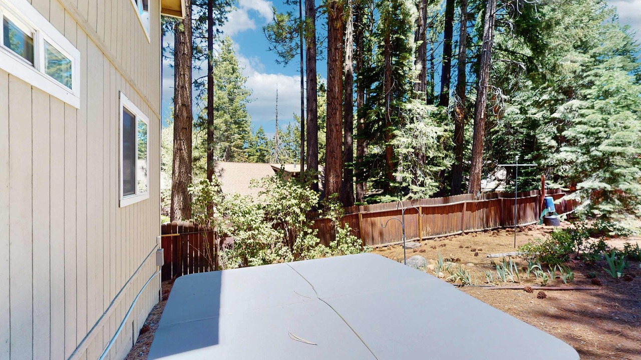 Photo of Patio Balcony in Pioneer Trail