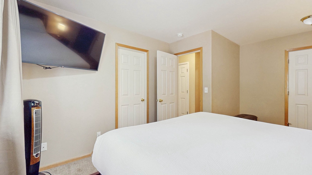 Photo of Bedroom in Pioneer Trail