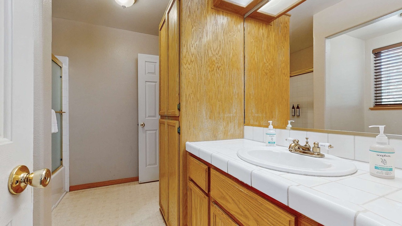 Photo of Bathroom in Pioneer Trail