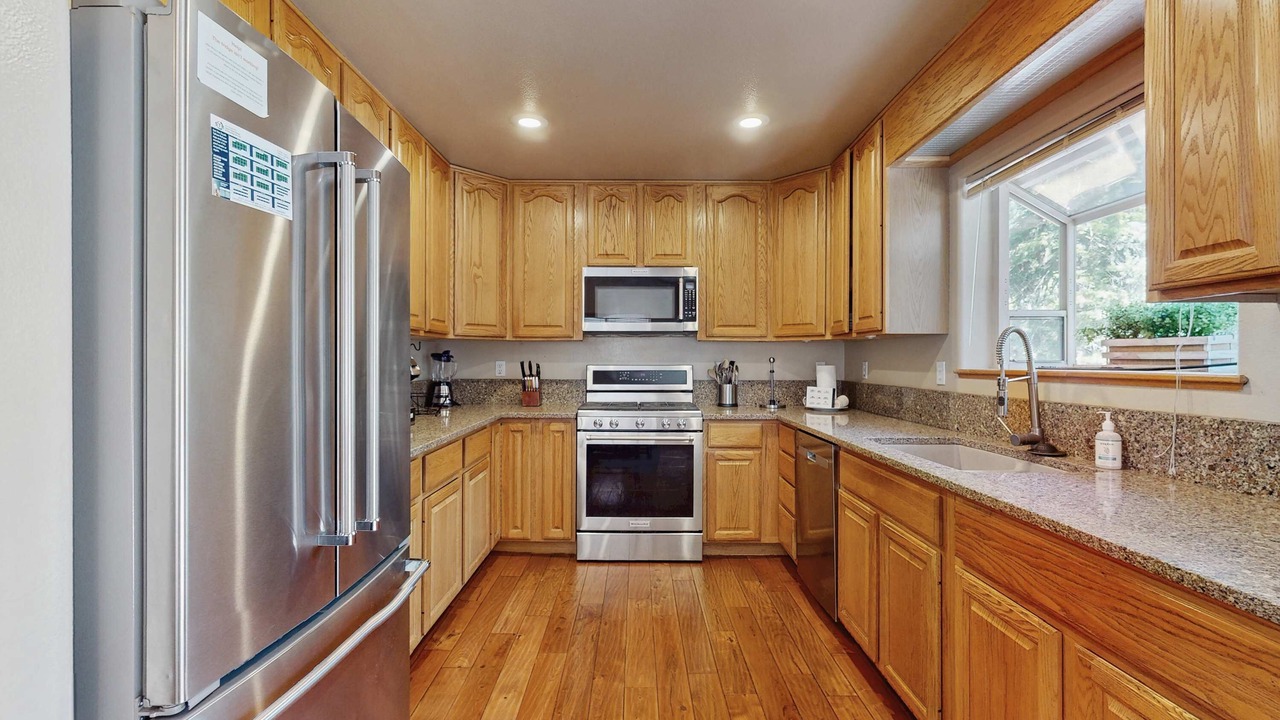 Photo of Kitchen in Pioneer Trail