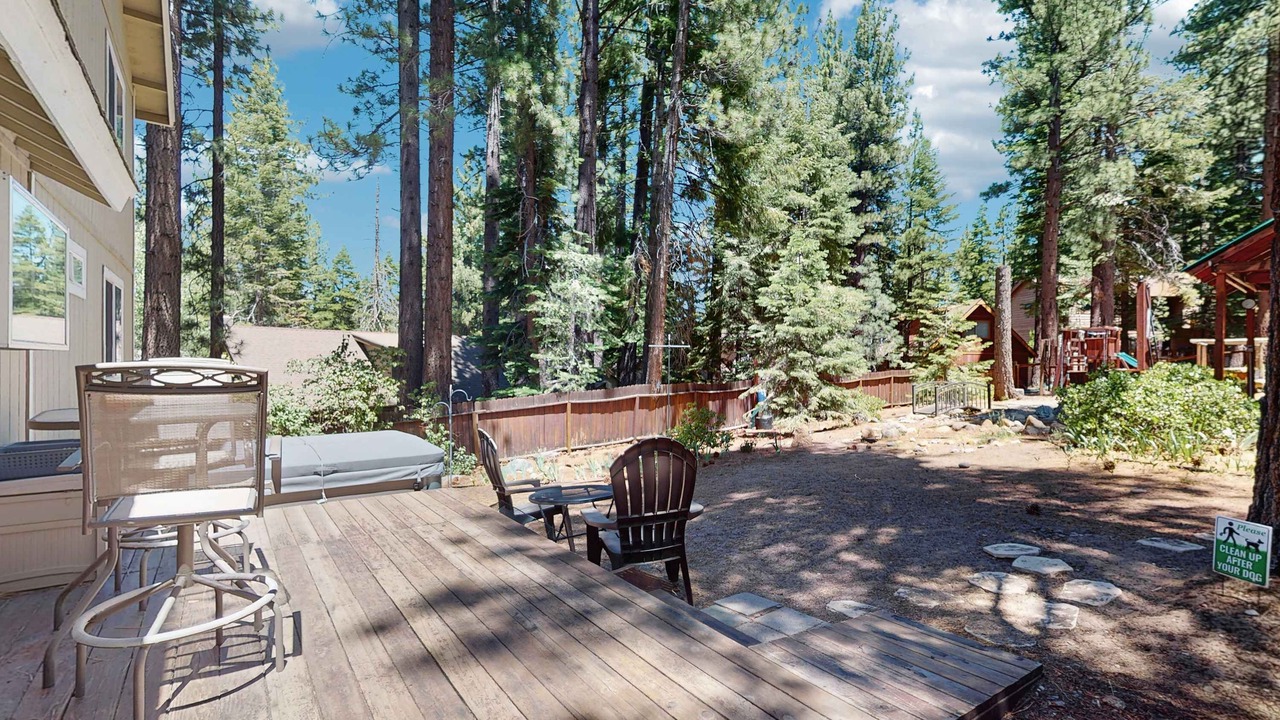 Photo of Outdoor in Pioneer Trail
