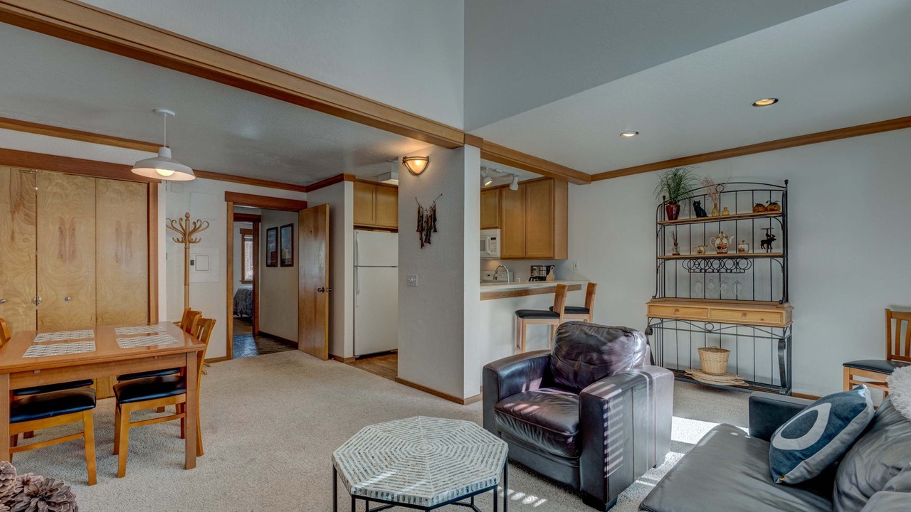Photo of Livingroom in Tahoe Woods