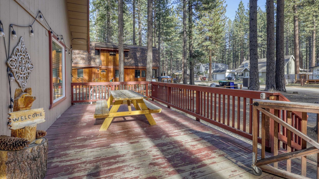Photo of Outdoor in Black Bart