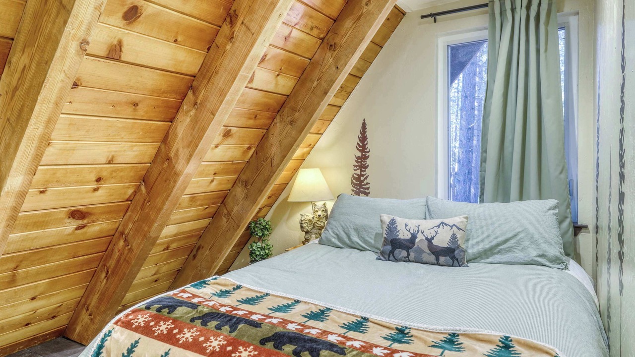 Photo of Bedroom in Black Bart
