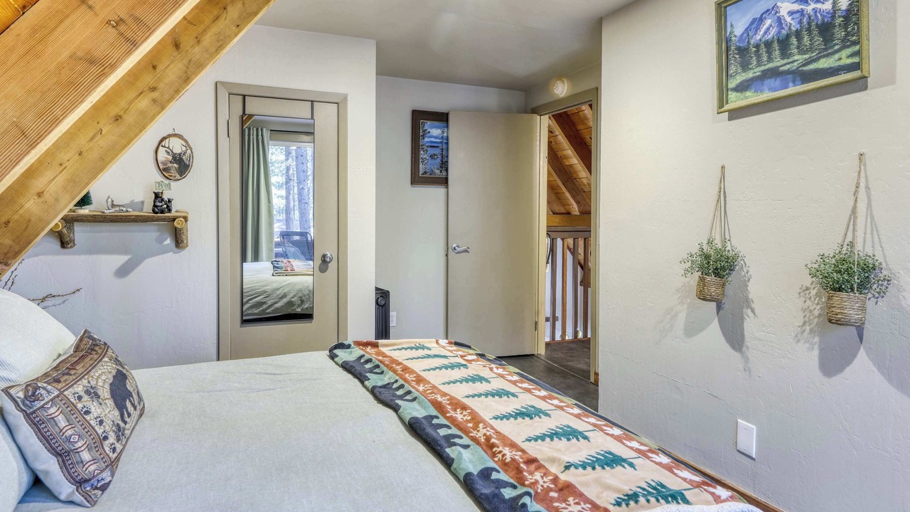 Photo of Bedroom in Black Bart