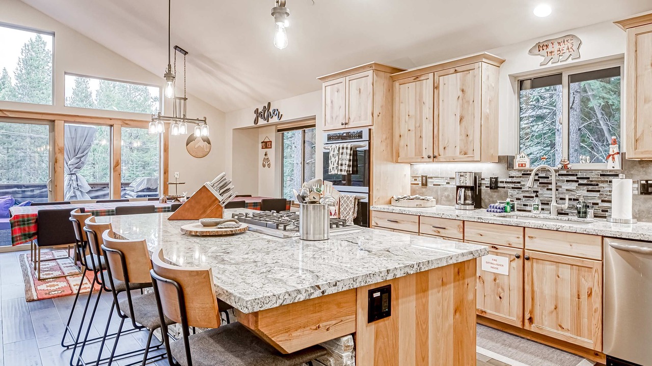 Photo of Kitchen in Pioneer Trail