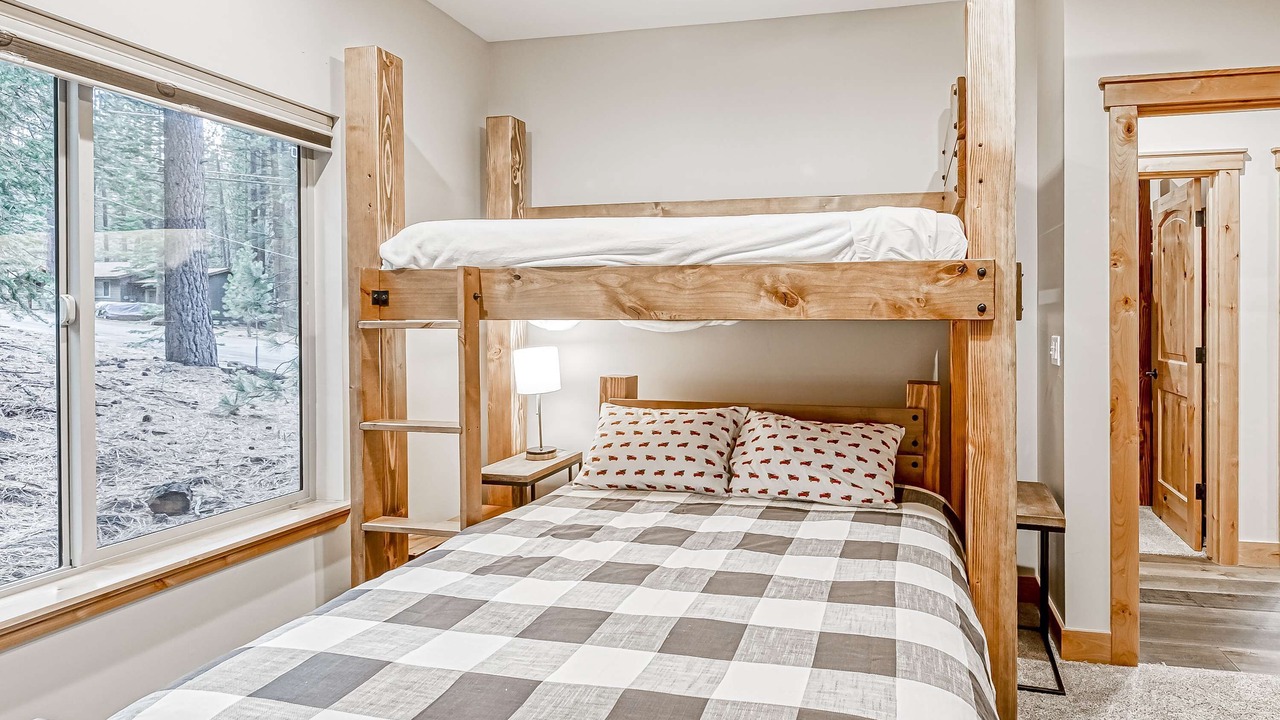 Photo of Bedroom in Pioneer Trail