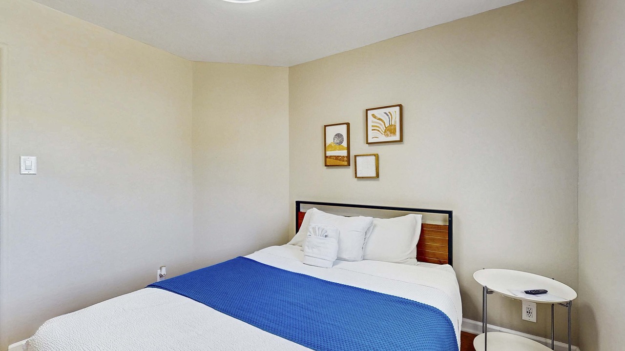 Photo of Bedroom in Stateline