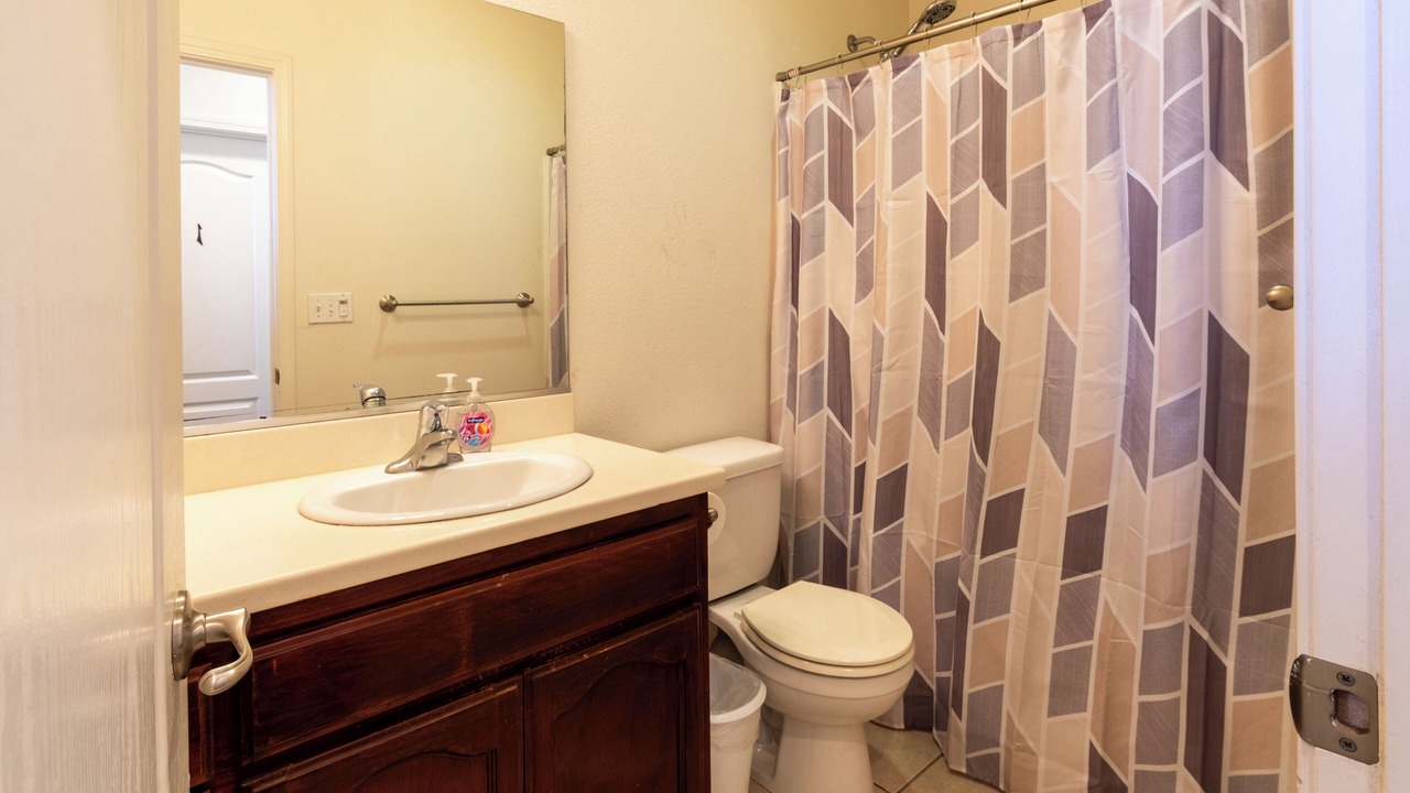 Photo of Bathroom in Tulare
