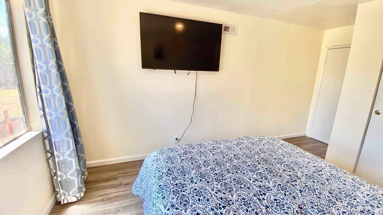 Photo of Bedroom in Walnut Valley