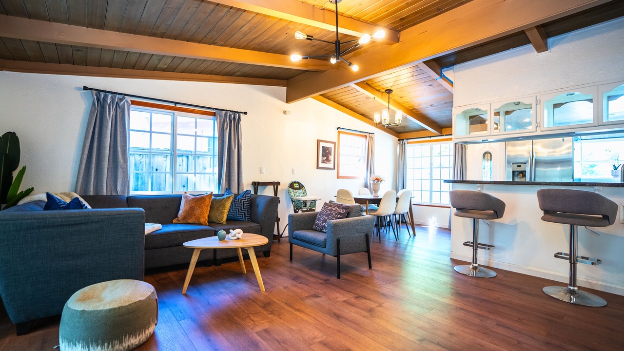 Photo of Livingroom in San Jose