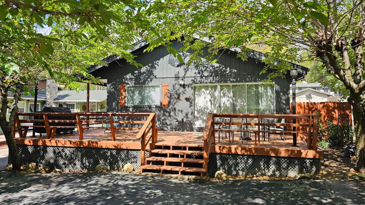 Photo of Patio Balcony in Twain Harte