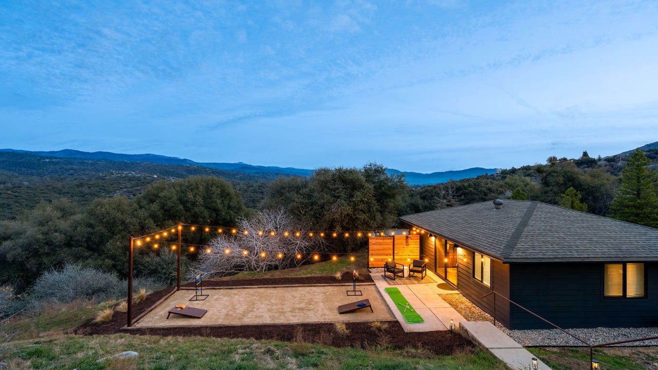 Photo of Outdoor in Oakhurst