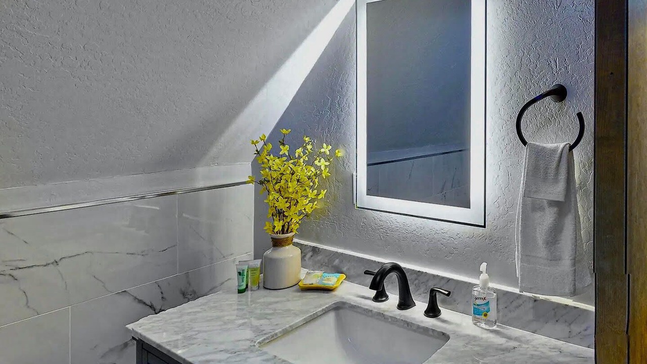 Photo of Bathroom in Yosemite West