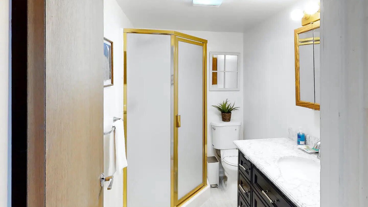 Photo of Bathroom in Yosemite West