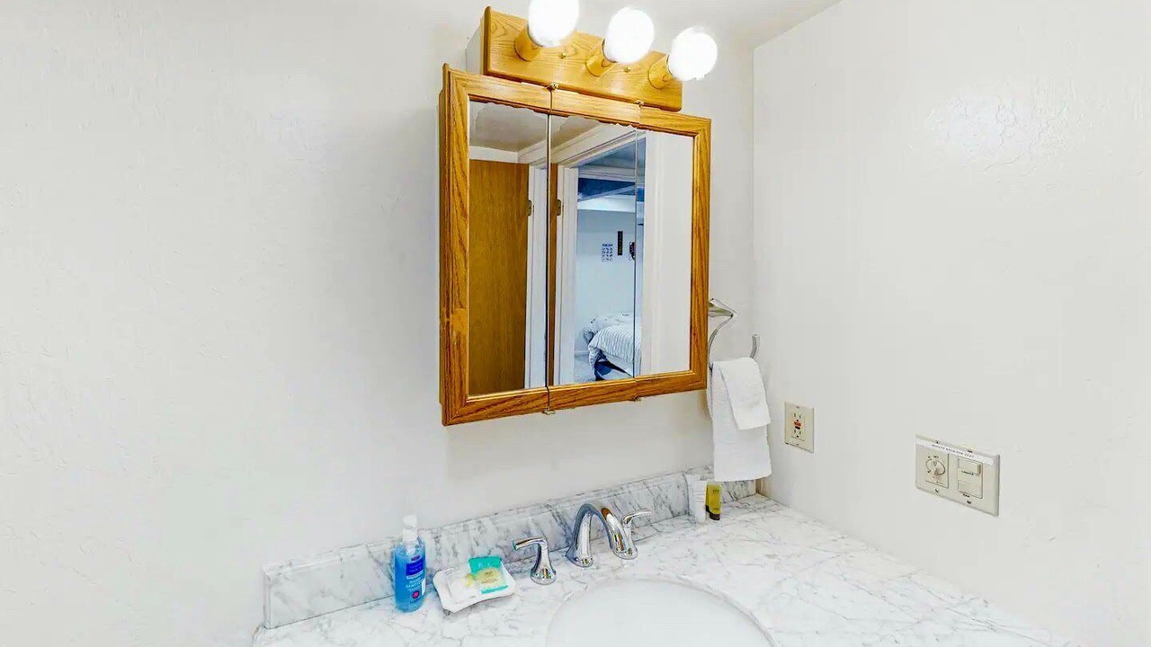 Photo of Bathroom in Yosemite West