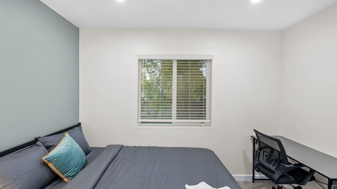 Photo of Bedroom in Millbrae