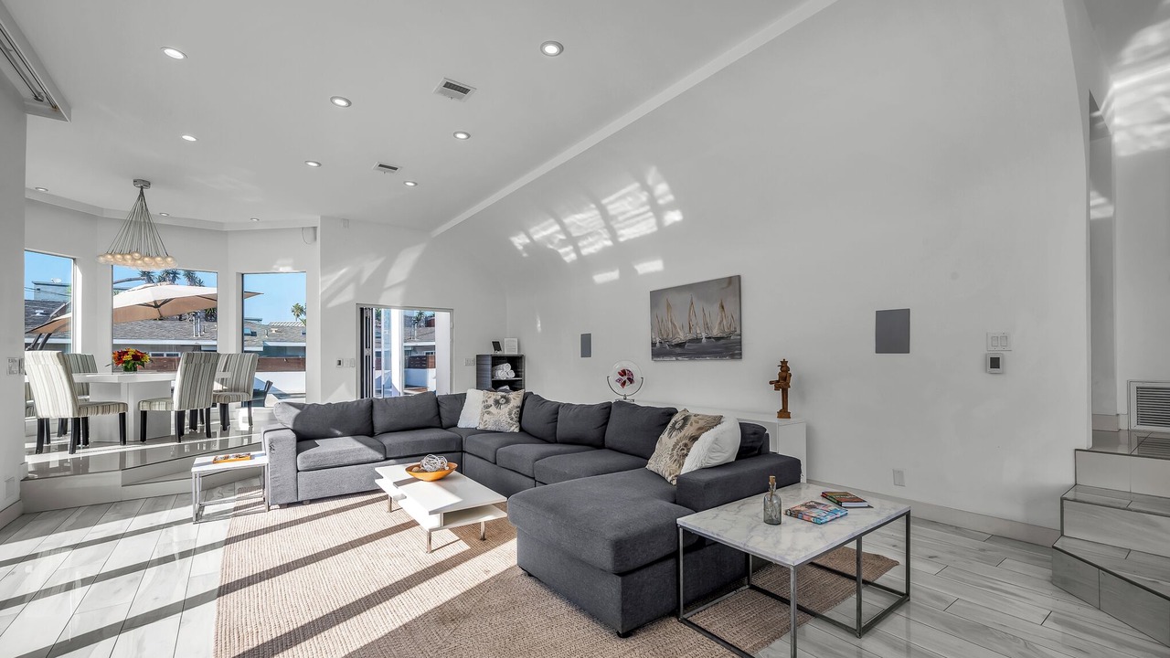 Photo of Livingroom in Playa Del Rey