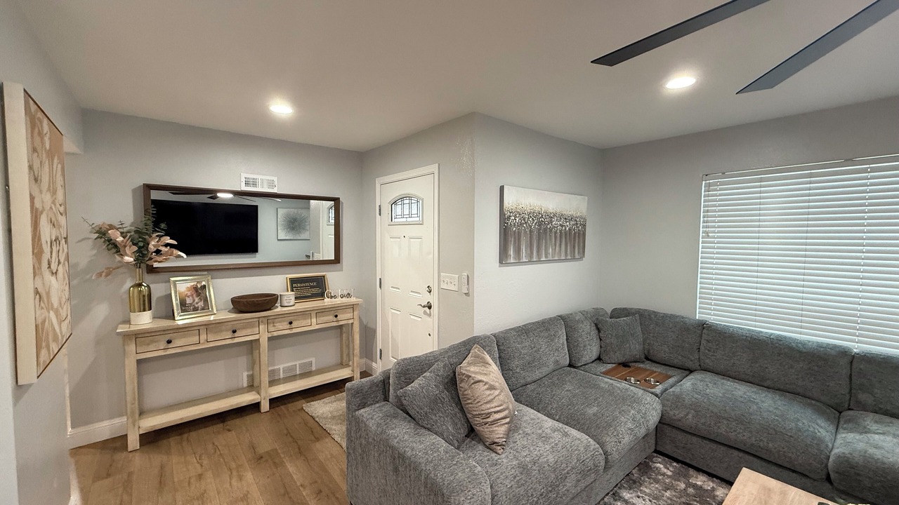 Photo of Livingroom in Fresno