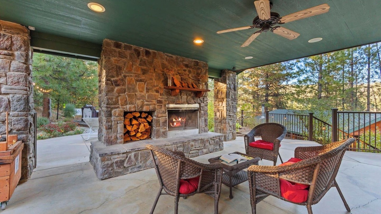 Photo of Patio Balcony in Groveland