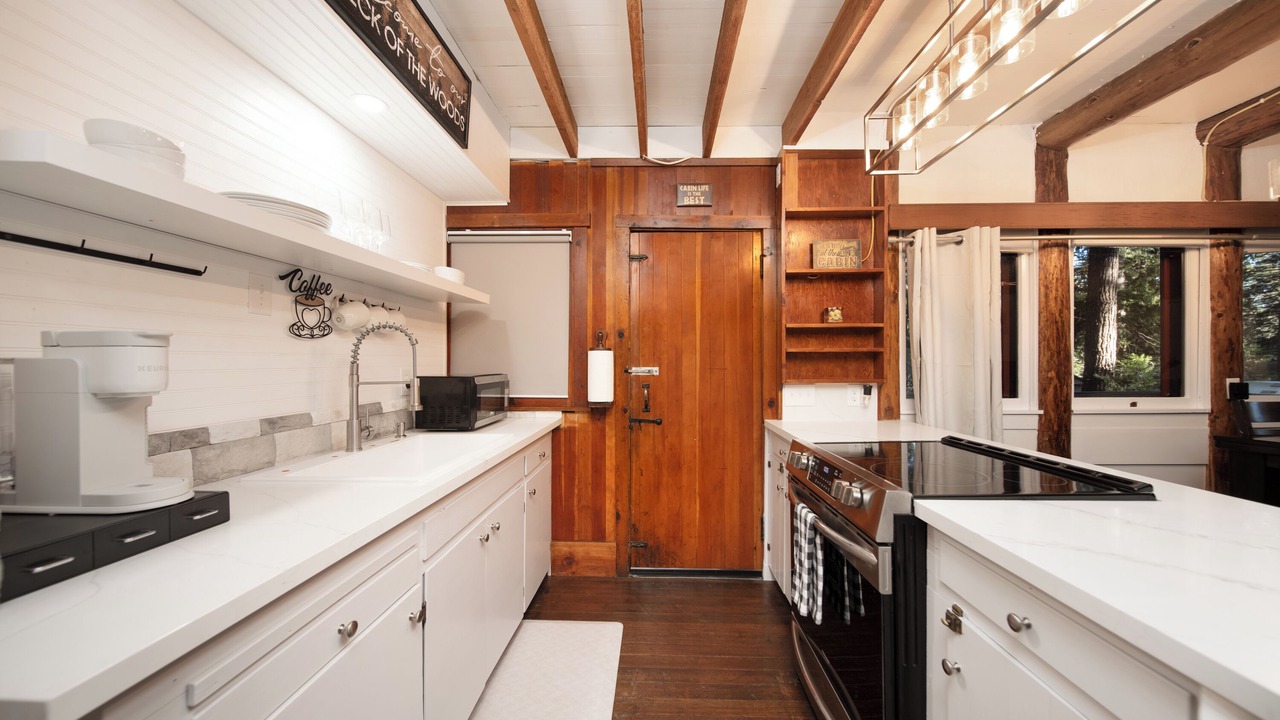 Photo of Kitchen in Long Barn