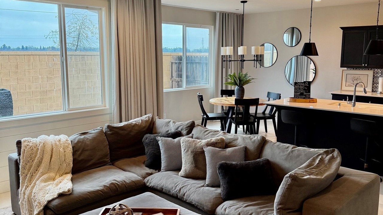 Photo of Livingroom in Clovis
