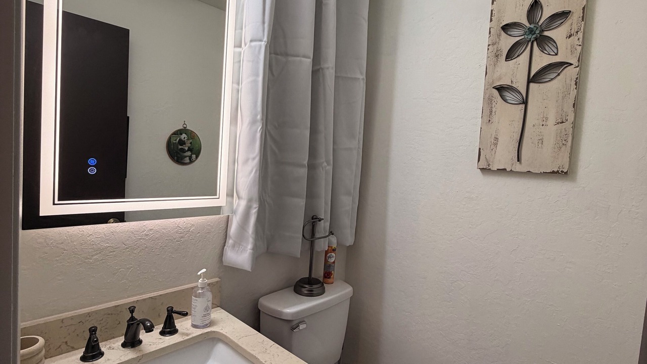Photo of Bathroom in Groveland