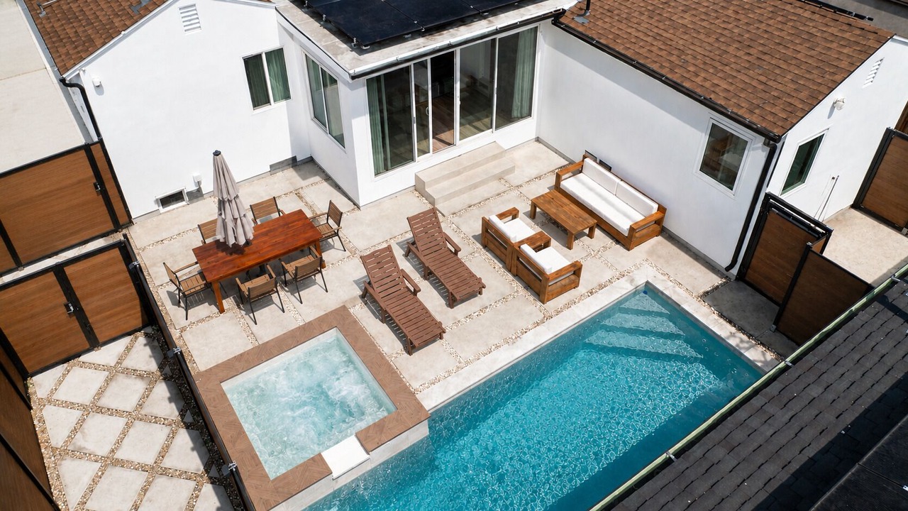 Photo of Outdoor in Burbank