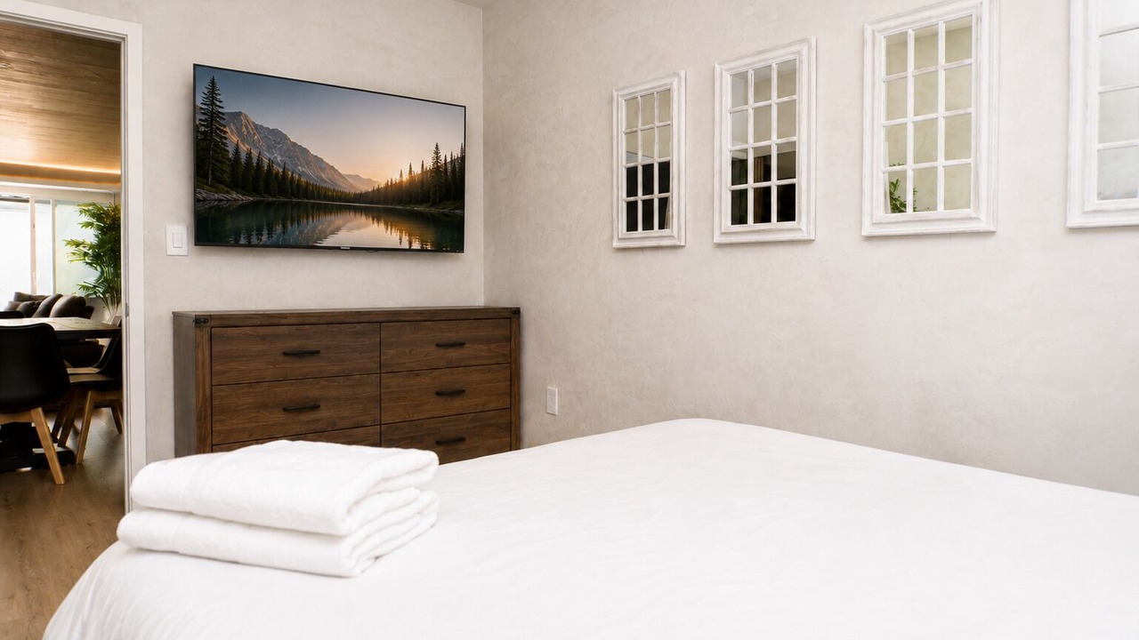 Photo of Bedroom in Burbank