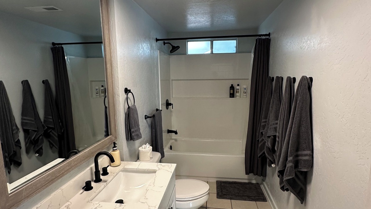 Photo of Bathroom in Mariposa