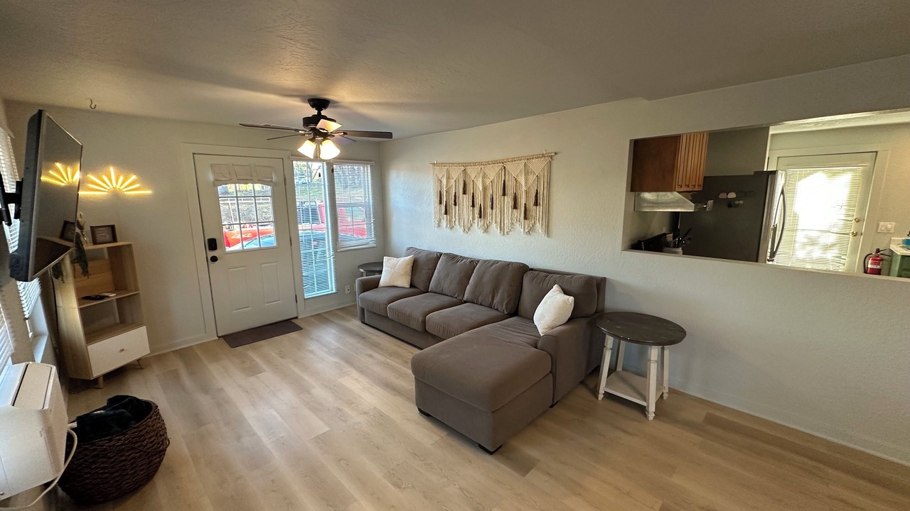 Photo of Livingroom in Mariposa