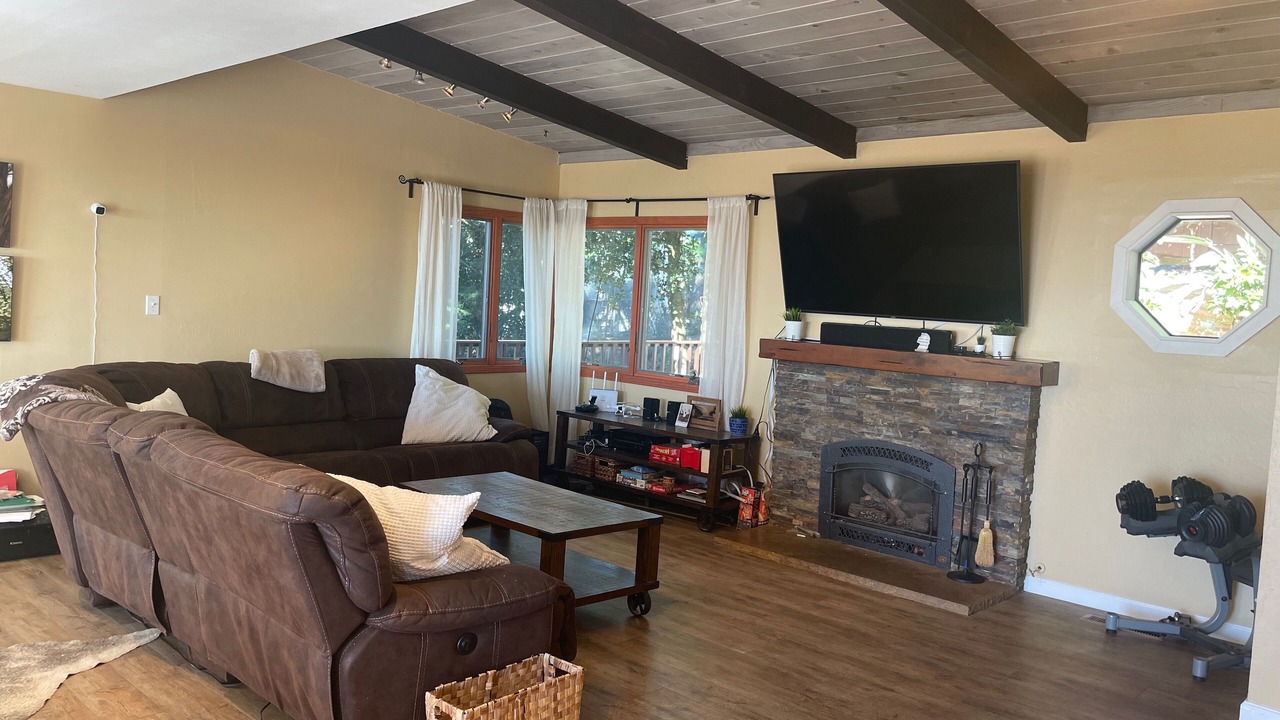 Photo of Livingroom in Piedmont Pines