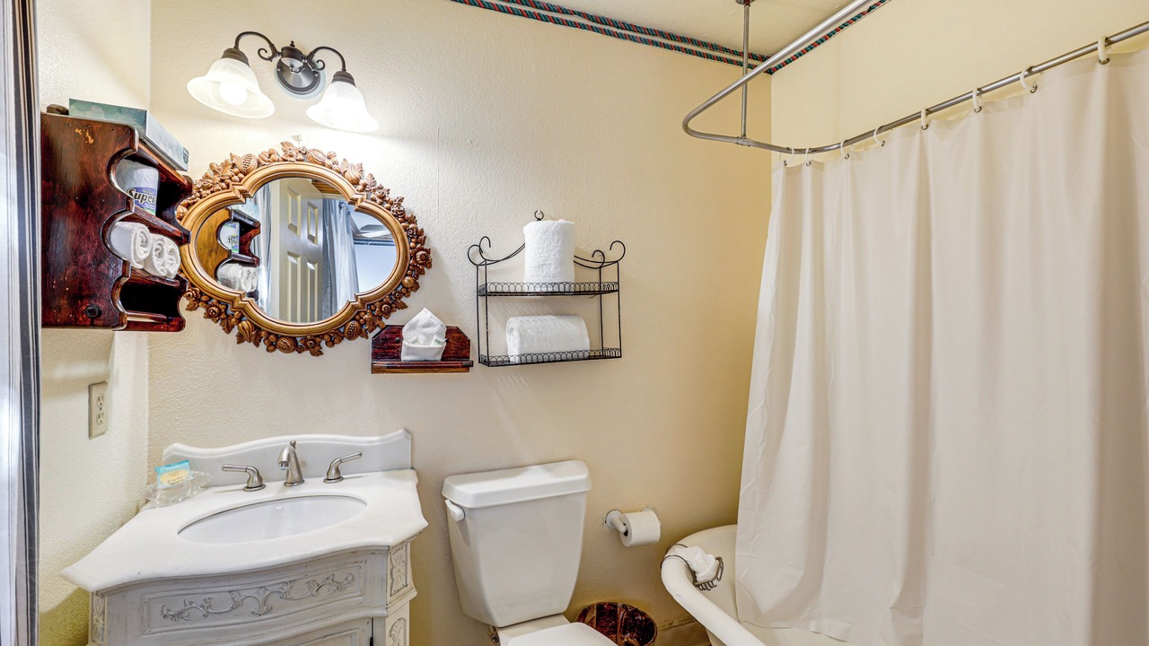 Photo of Bathroom in Lodge Hill