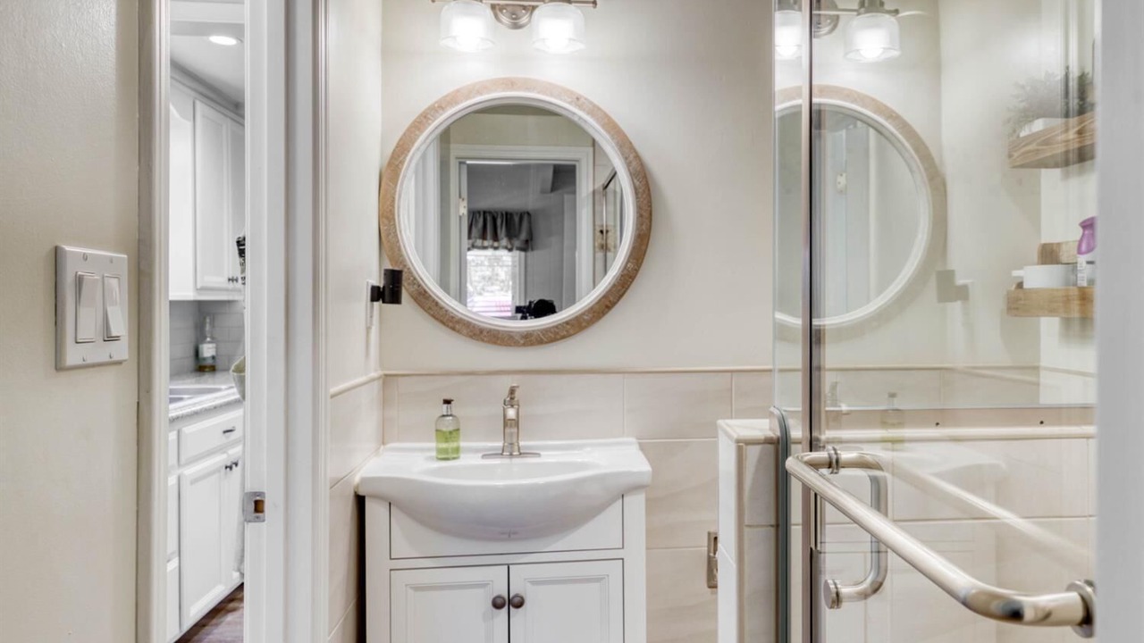 Photo of Bathroom in Sierra Cedars
