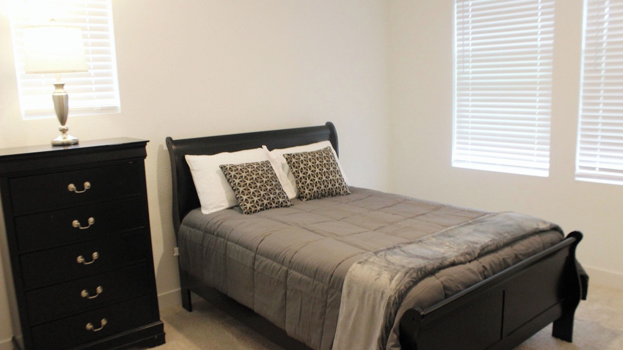 Photo of Bedroom in Lathrop