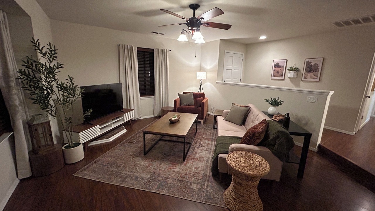 Photo of Livingroom in Raisin