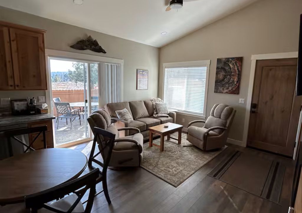 Photo of Livingroom in Reno