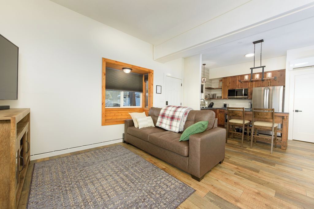Photo of Livingroom in Tahoe Village