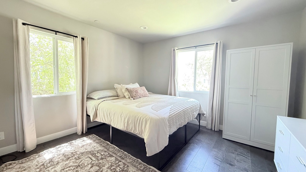 Photo of Bedroom in North Central