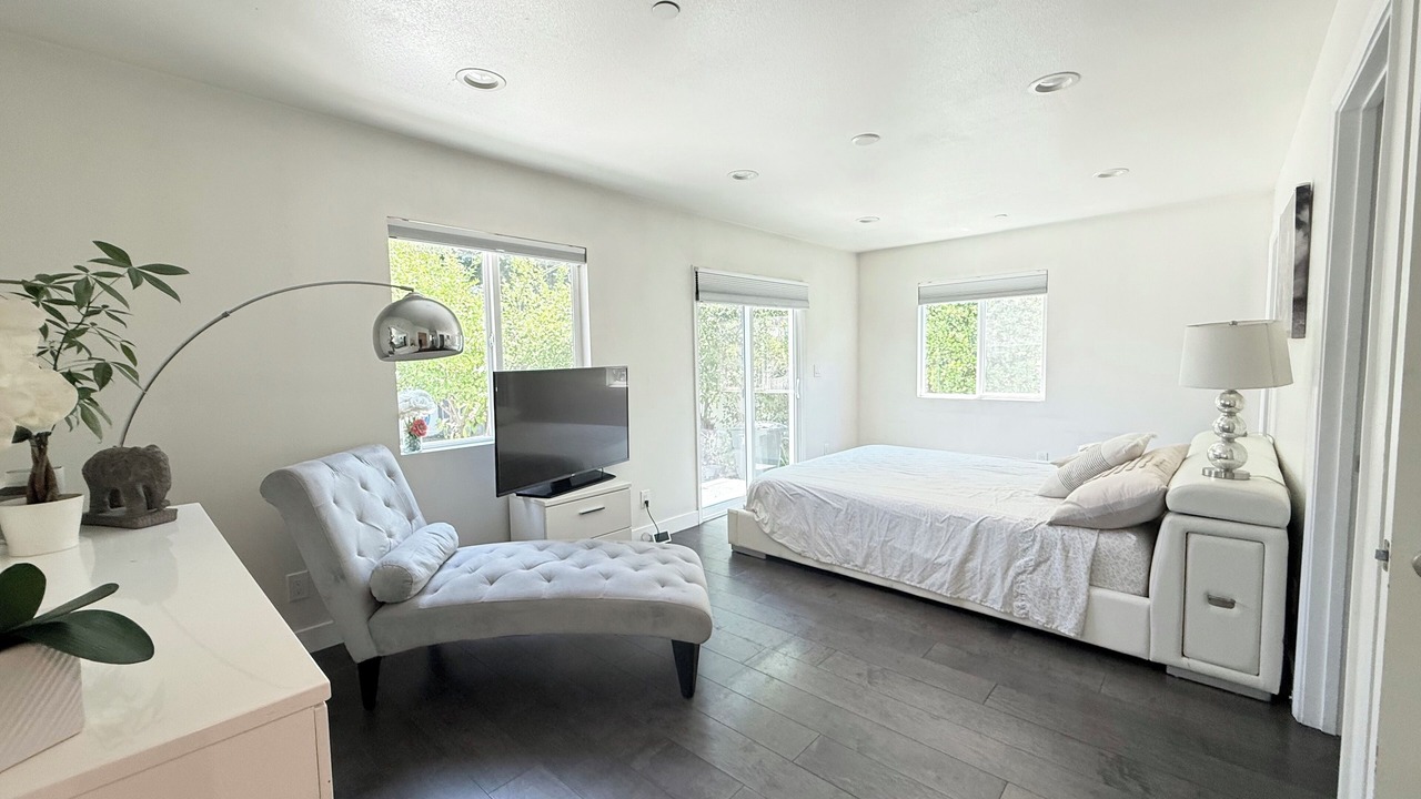 Photo of Bedroom in North Central