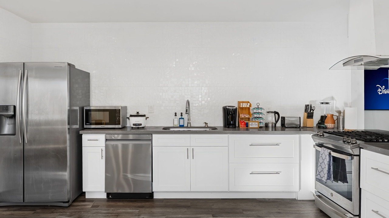 Photo of Kitchen in Midway City