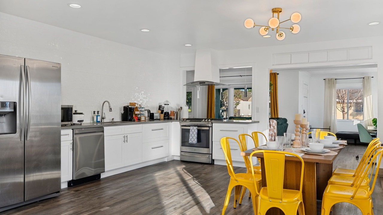 Photo of Kitchen in Midway City