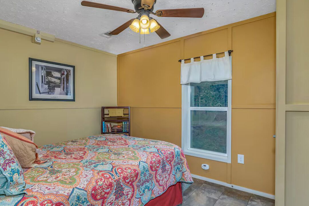 Photo of Bedroom in Oakhurst