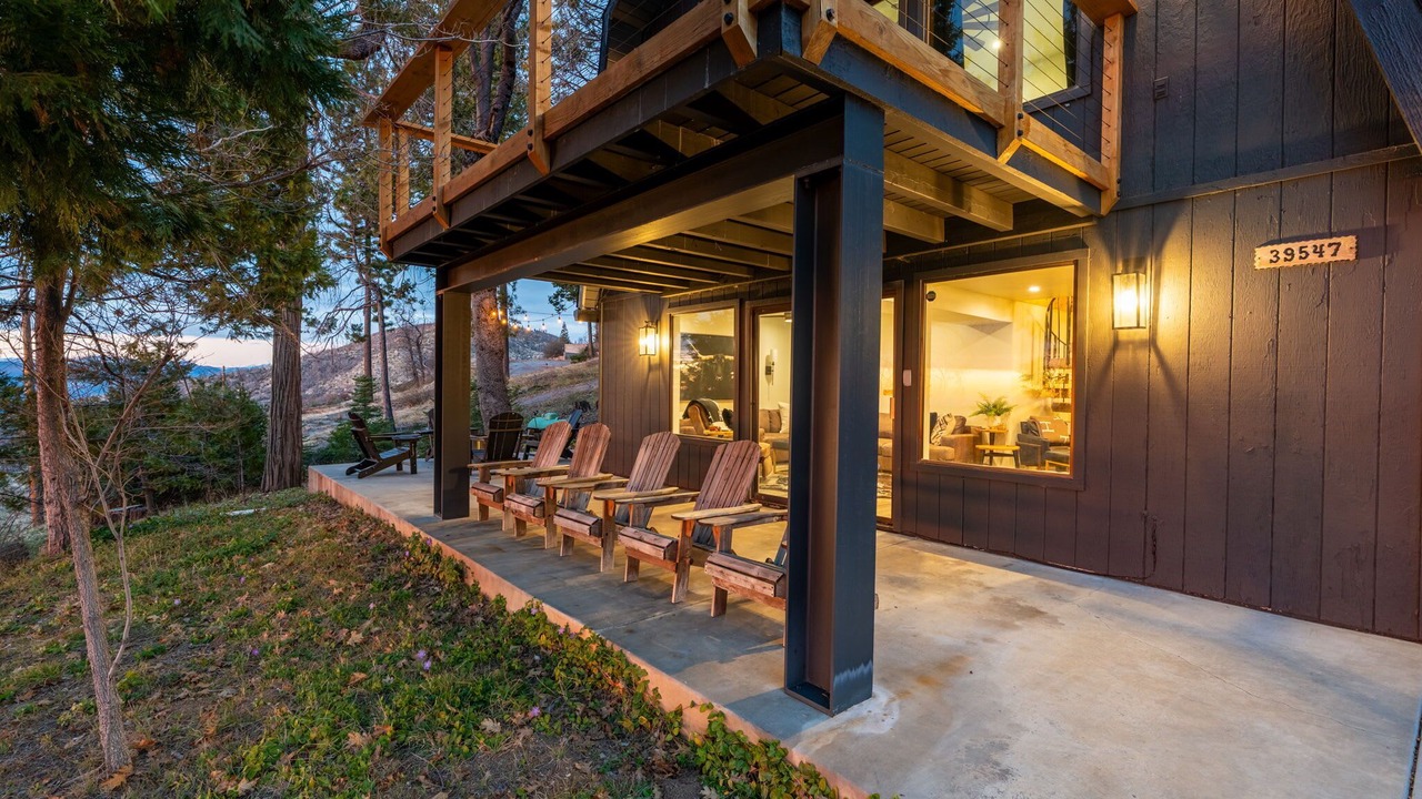 Photo of Patio Balcony in Dogwood Mountain
