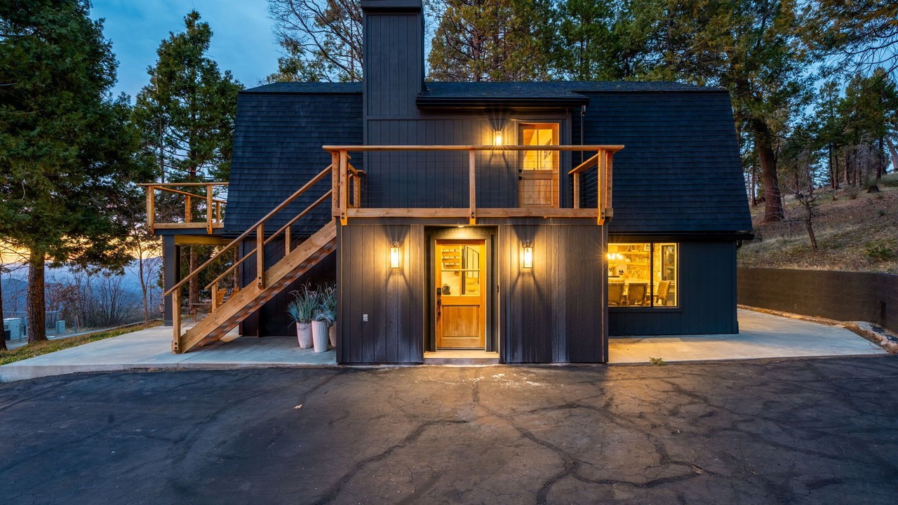 Photo of Outdoor in Dogwood Mountain