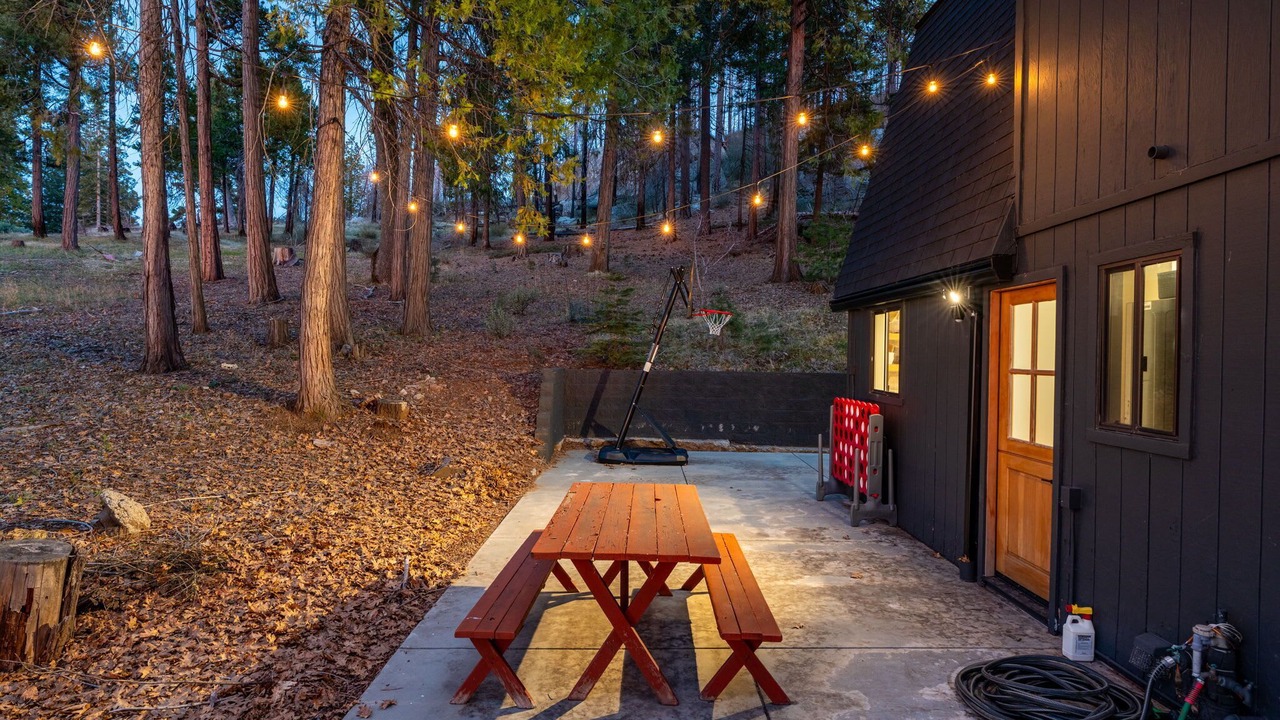 Photo of Outdoor in Dogwood Mountain