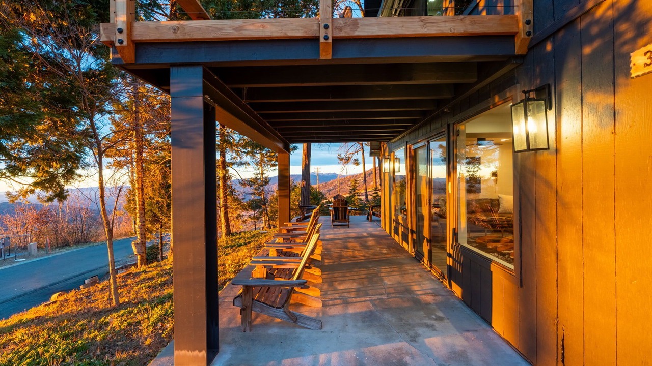 Photo of Patio Balcony in Dogwood Mountain