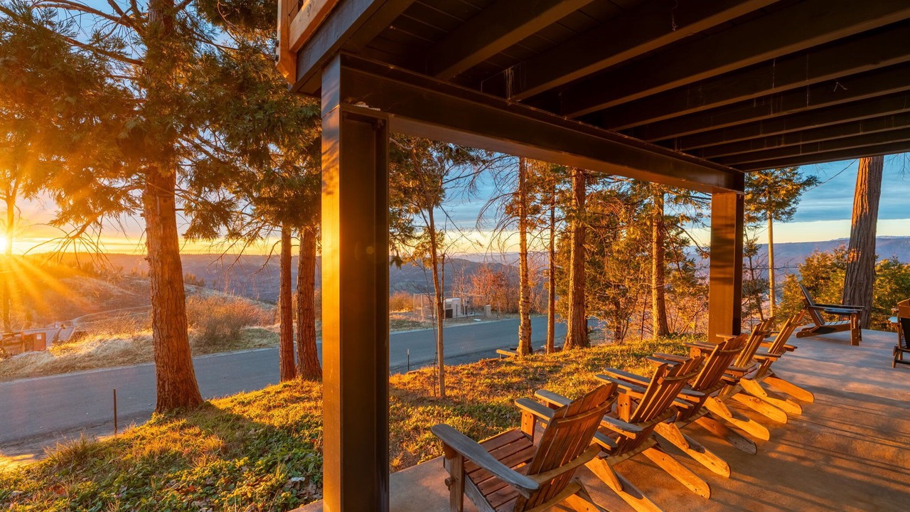 Photo of Patio Balcony in Dogwood Mountain