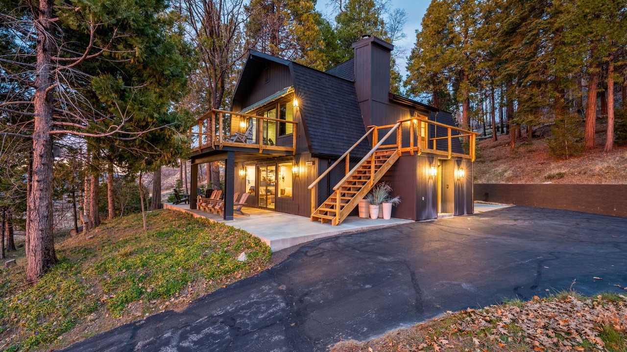 Photo of Outdoor in Dogwood Mountain